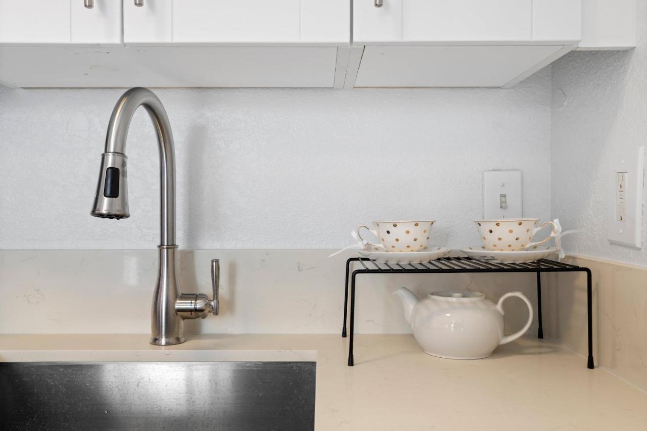 Beautiful Apartment In The Heart Of Miami Apt 1 Екстериор снимка